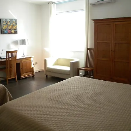 Genova 3* 스칼레아