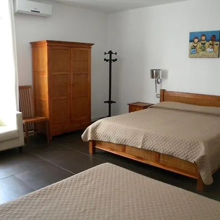 Hotell Genova 3*